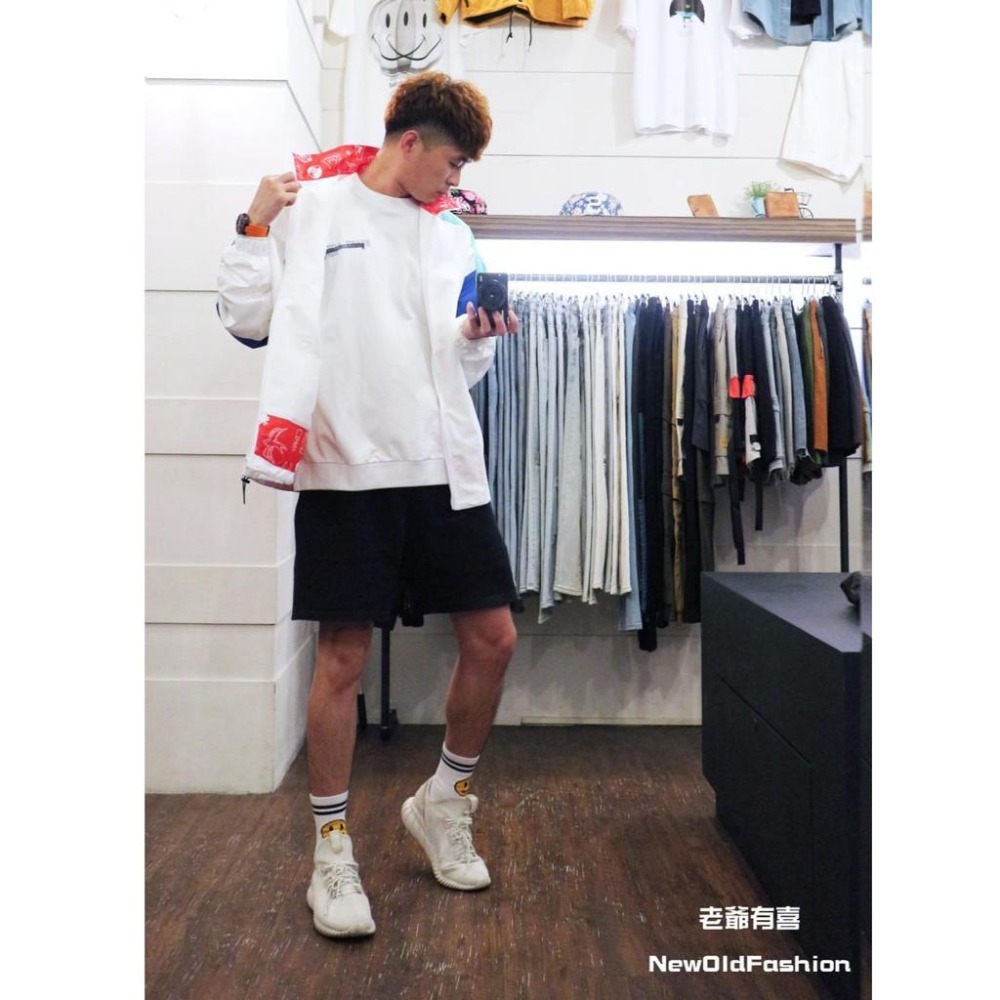 『老爺有喜』WSP胸章立領拼接防風外套-白-細節圖4