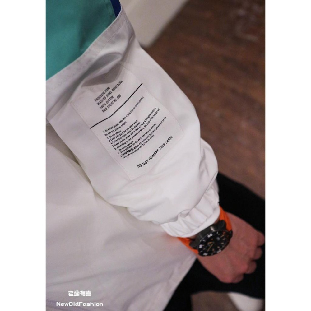 『老爺有喜』WSP胸章立領拼接防風外套-白-細節圖6