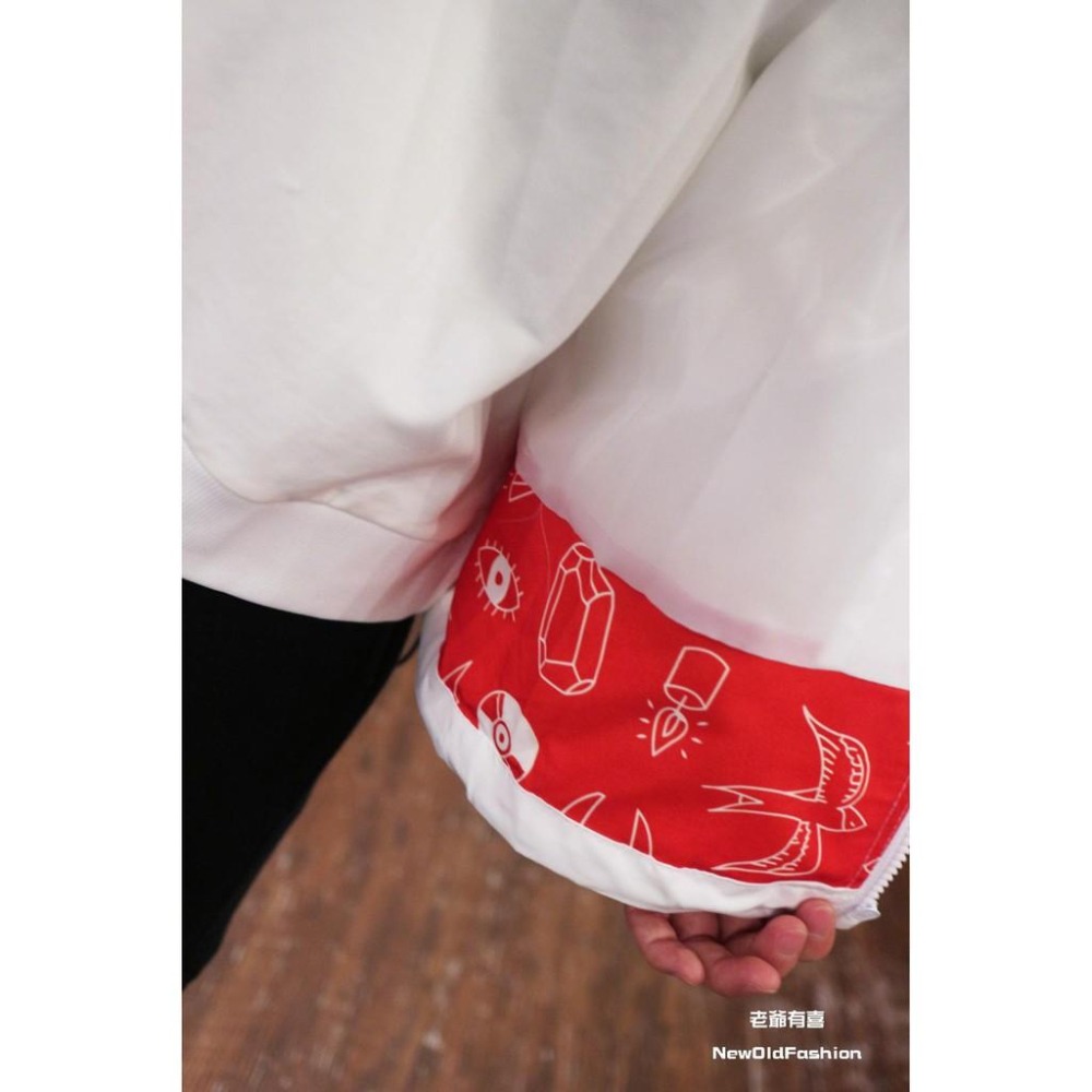 『老爺有喜』WSP胸章立領拼接防風外套-白-細節圖8