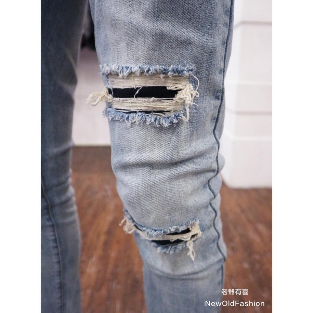 『老爺有喜』重磅淺刷白膝破壞補丁牛仔小直筒褲 彈性抽鬚 牛仔破褲 顯瘦 修身 窄管 補丁破壞 水洗刷白 水泥灰 牛仔褲-細節圖4