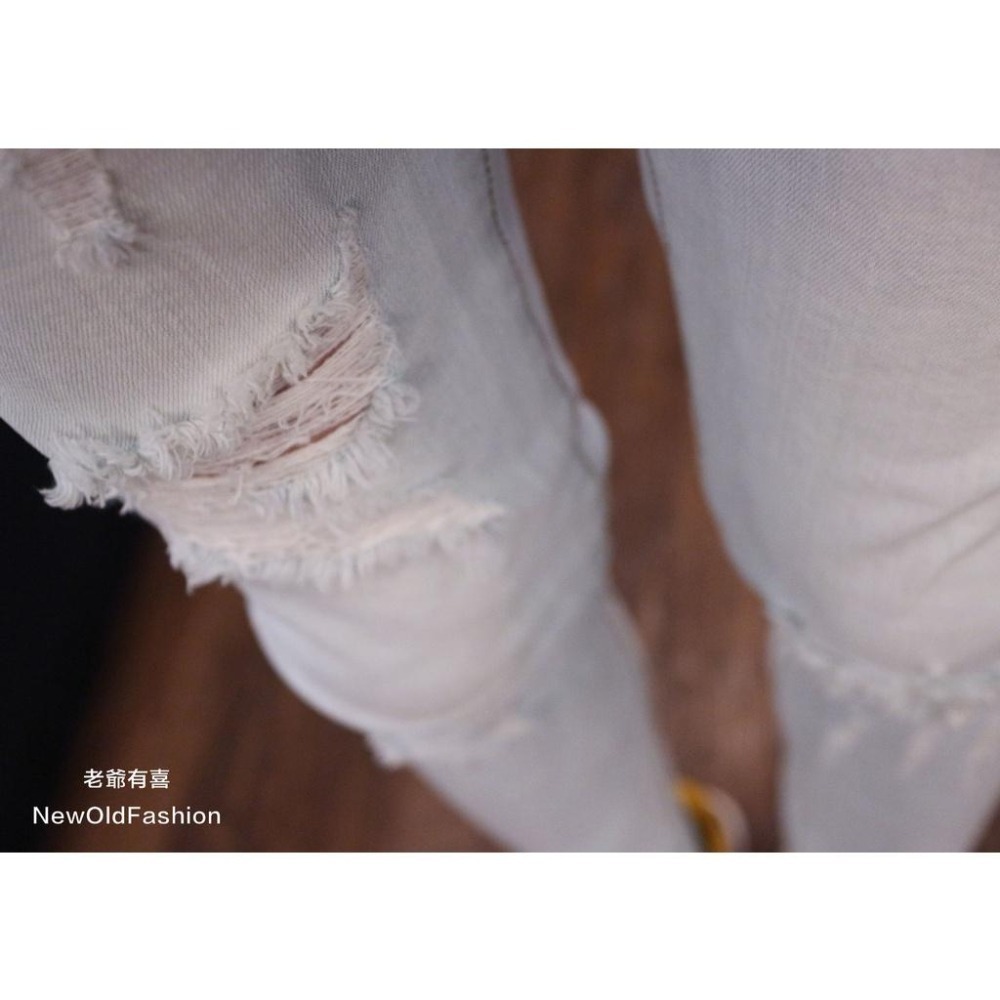 『老爺有喜』重磅淺刷白破壞貓鬚牛仔小直筒褲 彈性抽鬚 牛仔破褲 顯瘦修身窄管 補丁破壞牛仔褲 極淺刷色 水泥灰 白灰霧灰-細節圖3