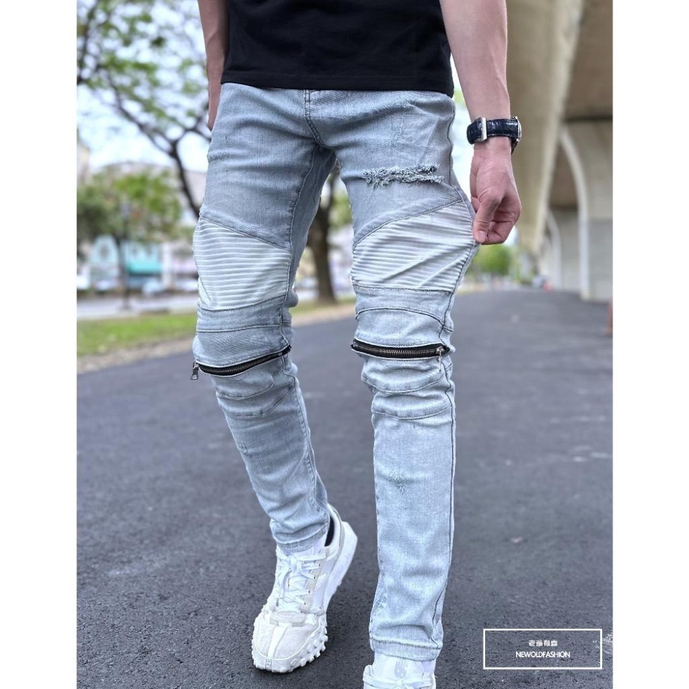 『老爺有喜』重磅淺灰白補丁膝拉鍊機車褲 皮革拼接 彈性抽鬚 牛仔破褲 顯瘦修身窄管 破壞牛仔褲(NOF2203613)-細節圖2