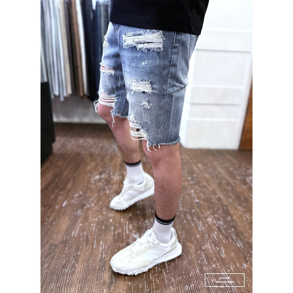 『新品上市』重磅格紋紅補丁不修邊牛仔短褲 破壞貓鬚 日系 阿美咔嘰 牛仔褲 工裝 短褲 五分褲(NOF2303186)-細節圖3