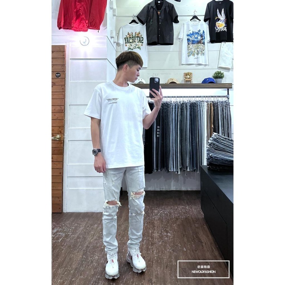 『新品上市』重磅水洗貓抓破壞小直筒 彈性極佳 牛仔破褲 顯瘦修身窄管 牛仔褲 極淺水洗 牛仔褲(NOF23063117)-細節圖2