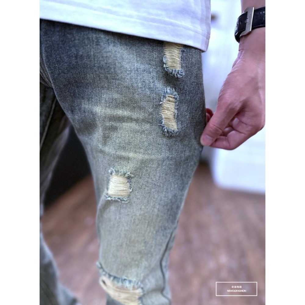 『新品上市』重磅仿舊破壞中直筒 仿舊水洗 膝破壞抽鬚 寬版中直筒褲 男生牛仔褲(NOF2306L667)-細節圖7