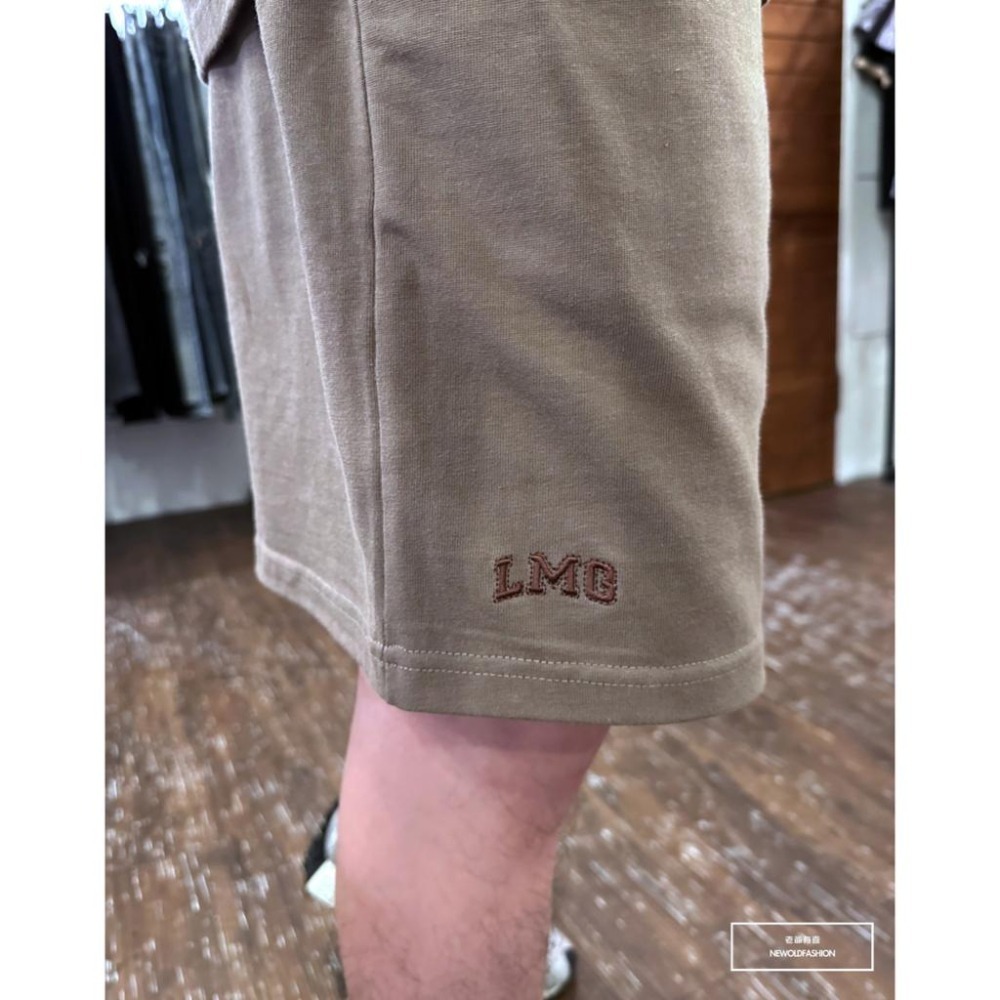『新品上市』重磅LMG刺繡棉質短褲 抽繩棉褲 鬆緊棉短褲 素面 純棉 棉質 阿美咔嘰 仿舊復古做舊水洗 男生短褲-卡其-細節圖8