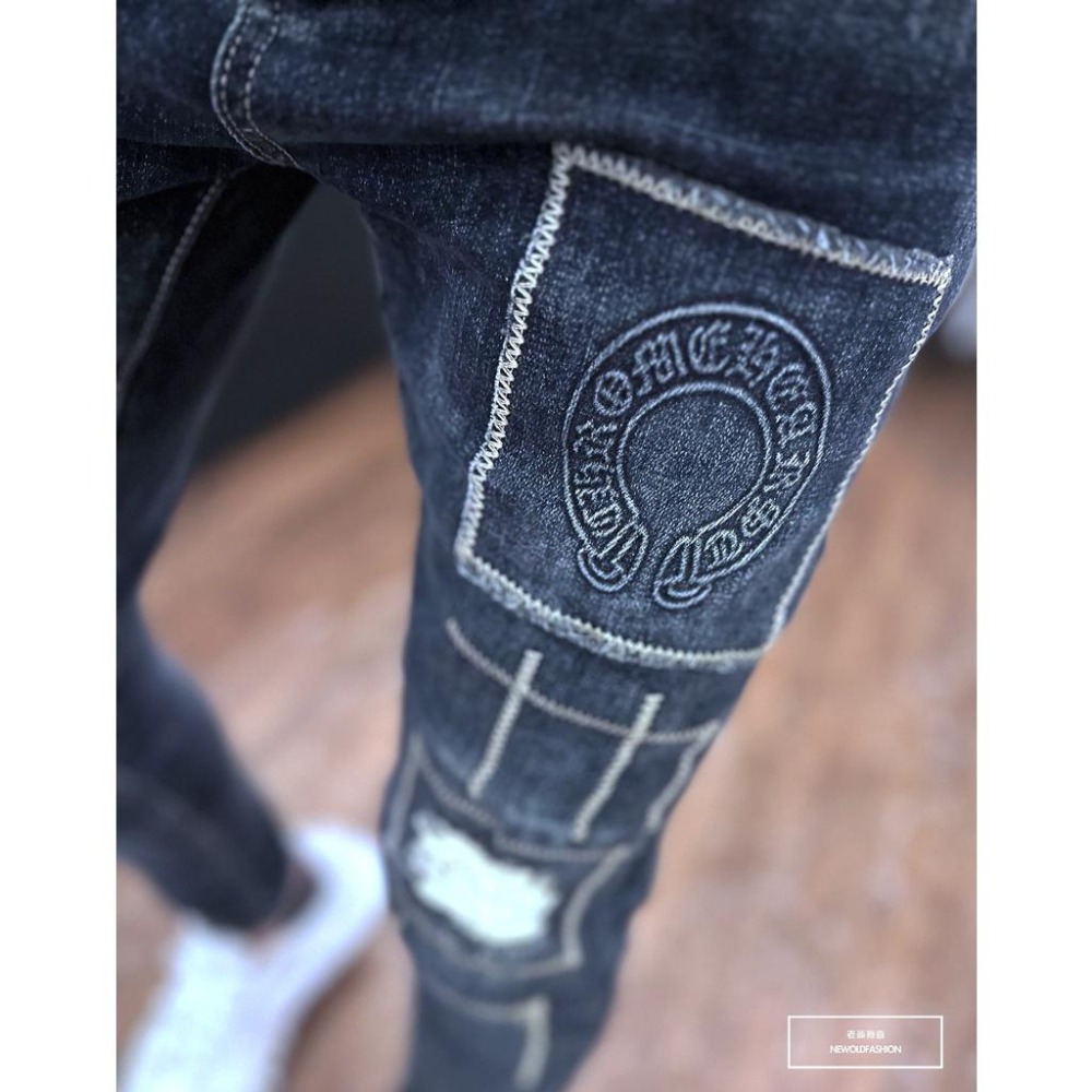 『老爺有喜』重磅十字立體壓紋補丁小直筒 深藍彈性抽鬚 牛仔破褲 顯瘦修身窄管 補丁破壞牛仔褲(NOF22093661)-細節圖3