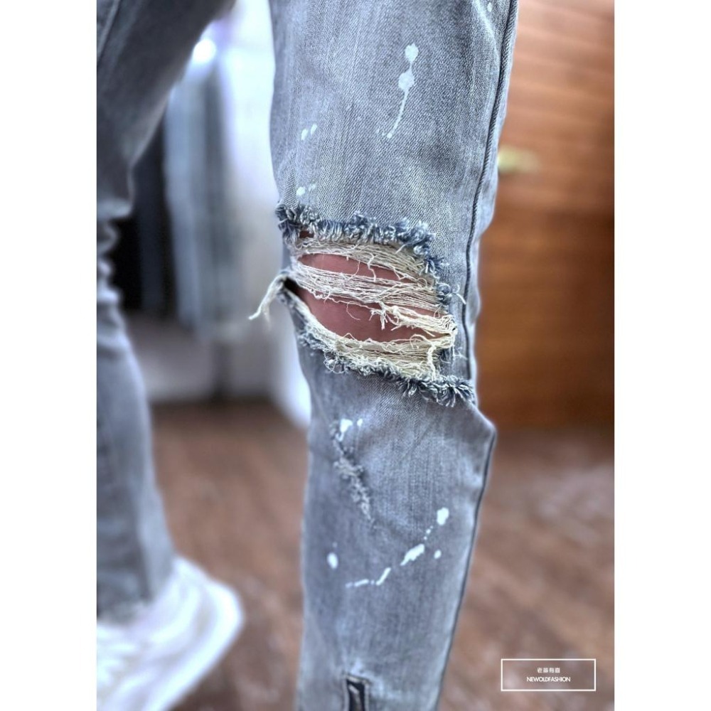 『新品上市』重磅潑漆破壞拉鍊小直筒牛仔褲 淺刷色 牛仔破褲 顯瘦修身窄管 補丁破壞 牛仔褲(NOF23023833)-細節圖6