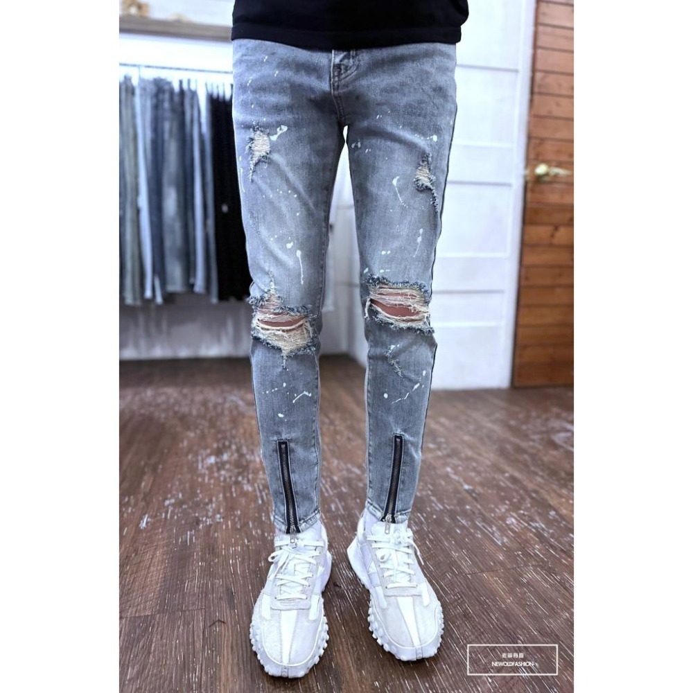 『新品上市』重磅潑漆破壞拉鍊小直筒牛仔褲 淺刷色 牛仔破褲 顯瘦修身窄管 補丁破壞 牛仔褲(NOF23023833)-細節圖7