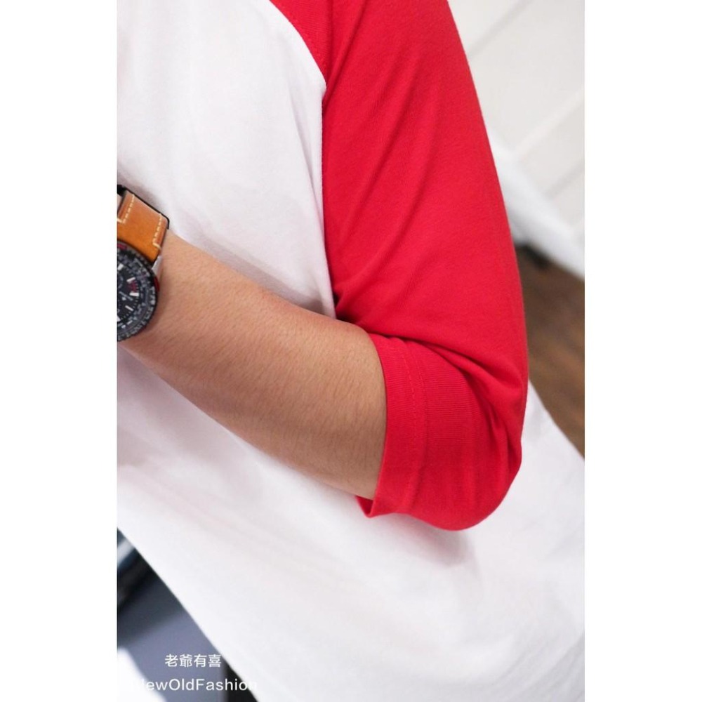 『老爺有喜』重磅2.0升級版拼接七分袖棒球Ｔ-白底紅-細節圖2