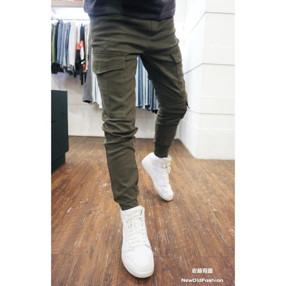 『老爺有喜』重磅不對稱工作口袋縮口褲-軍綠(NOF241188016)-細節圖2