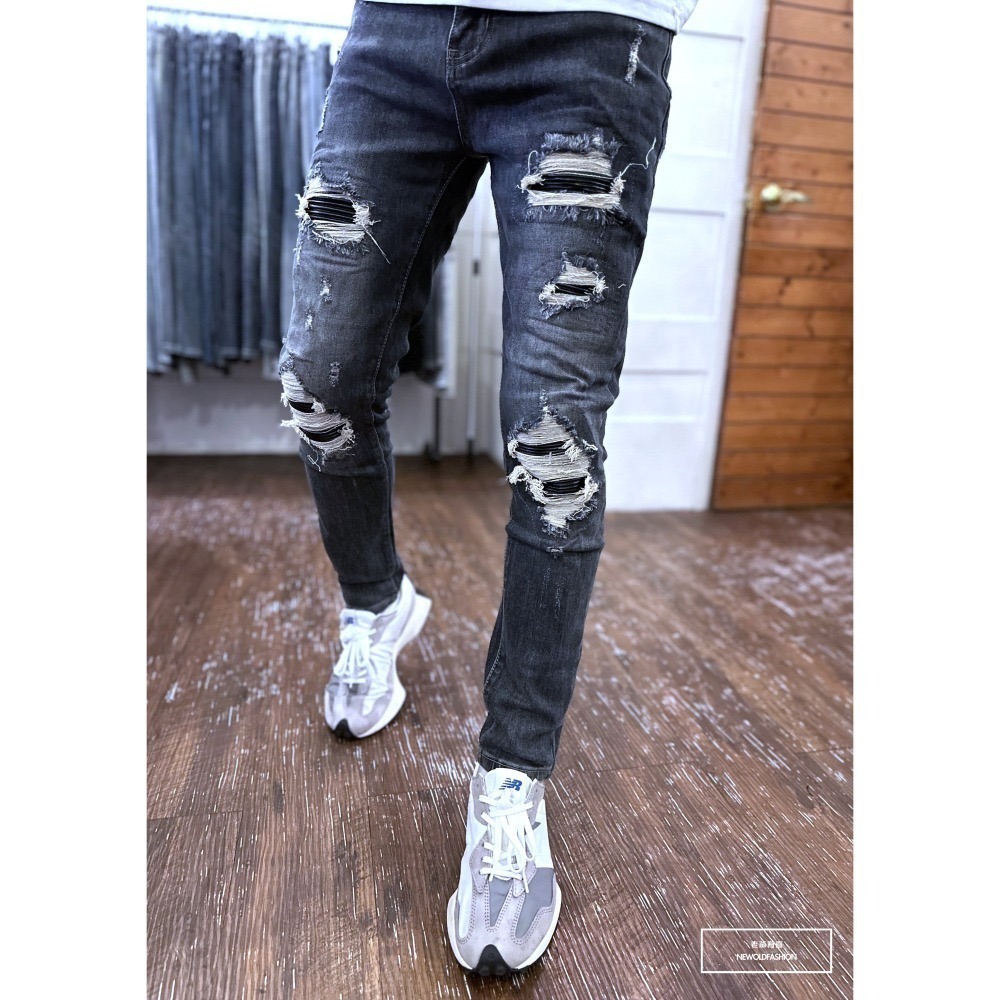 『老爺有喜』重磅五洞皮革機車補丁小直筒(NOF23085022) 彈性抽鬚 深色牛仔破褲 顯瘦修身窄管 補丁破壞牛仔褲-細節圖8