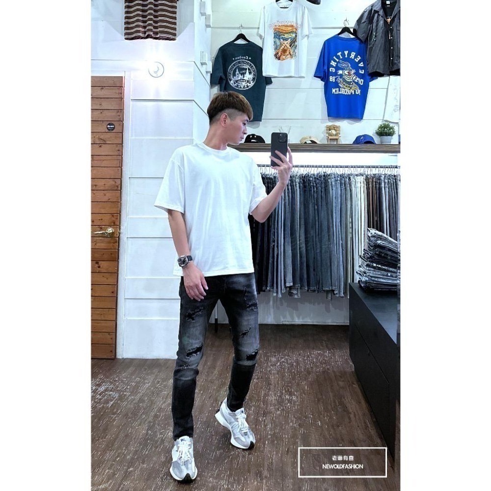 『老爺有喜』重磅闇黑六補丁刷白小直筒(NOF23085098)刷白 彈性抽鬚 深色牛仔破褲 顯瘦修身窄管 補丁破壞牛仔-細節圖5