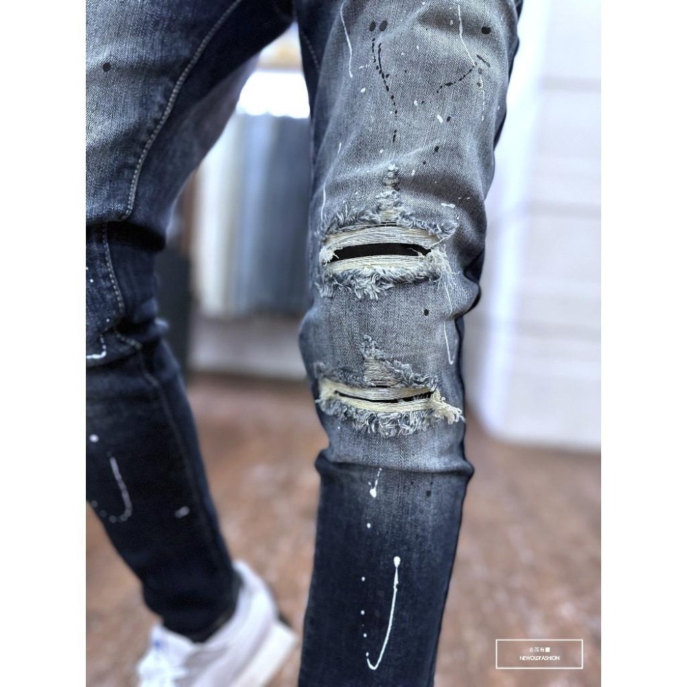 『老爺有喜』重磅雙色潑漆貓抓補丁小直筒(NOF23085030)潑漆深藍彈性牛仔 牛仔破褲 顯瘦修身窄管 補丁破壞牛仔褲-細節圖2
