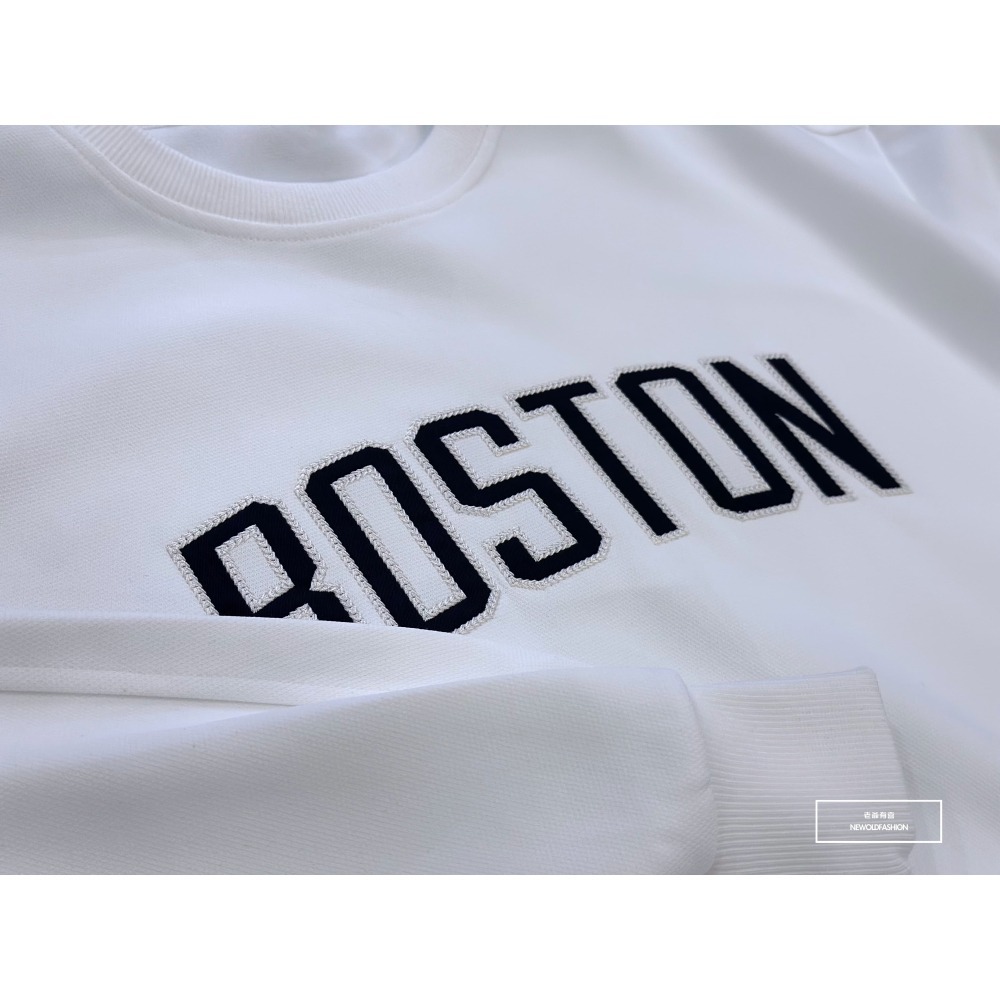 『新品上市』重磅Boston刺繡大學T-白(NOF2309B5532)-細節圖6