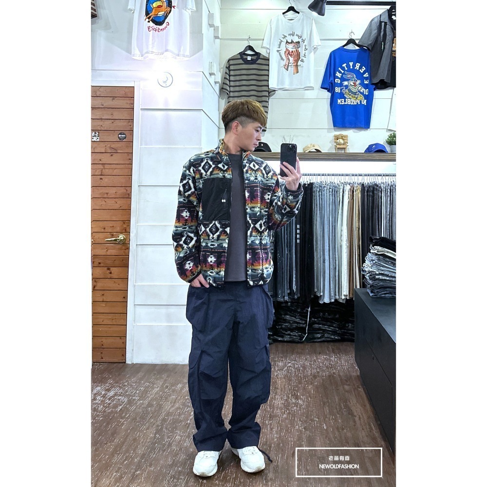 『新品上市』重磅民族風拉鍊口袋拼接外套-紫(NOF23095263)-細節圖4