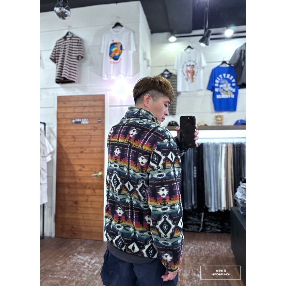 『新品上市』重磅民族風拉鍊口袋拼接外套-紫(NOF23095263)-細節圖9