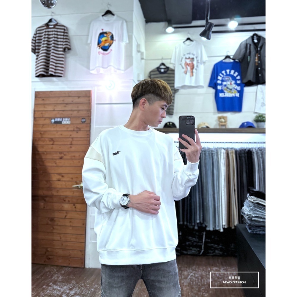 『新品上市』重磅B刺繡拼接大學T-白(NOF2309B5533)-細節圖7