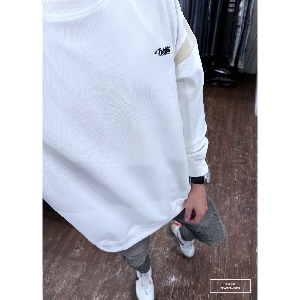 『新品上市』重磅B刺繡拼接大學T-白(NOF2309B5533)-細節圖9