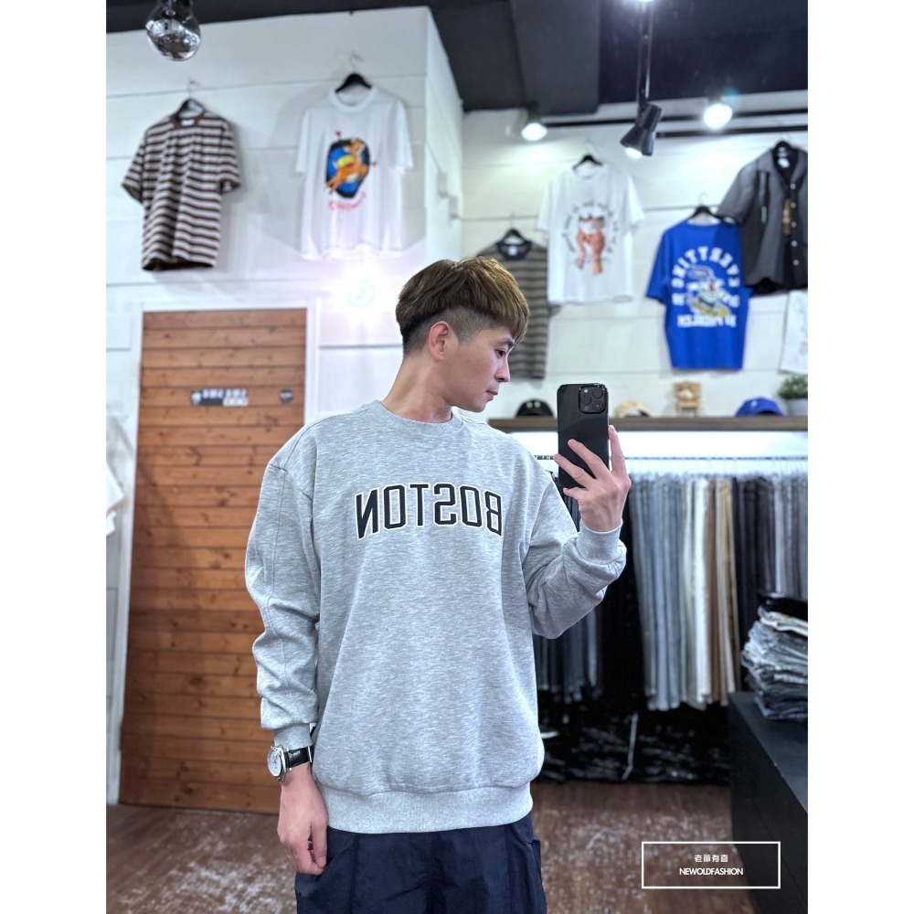 『新品上市』重磅Boston刺繡大學T-灰(NOF2309B5532)-細節圖2