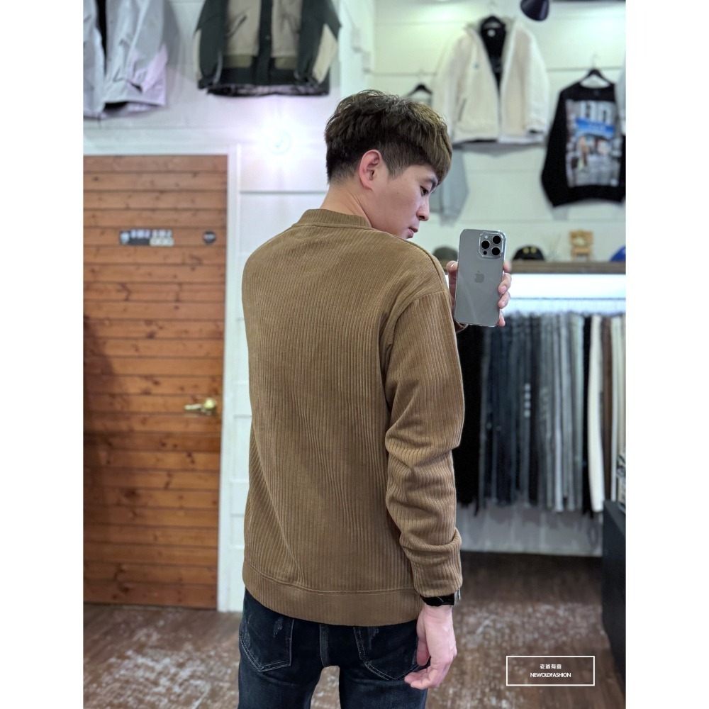 『新品上市』重磅立體直條紋大學T-咖啡(NOF2309398)-細節圖4