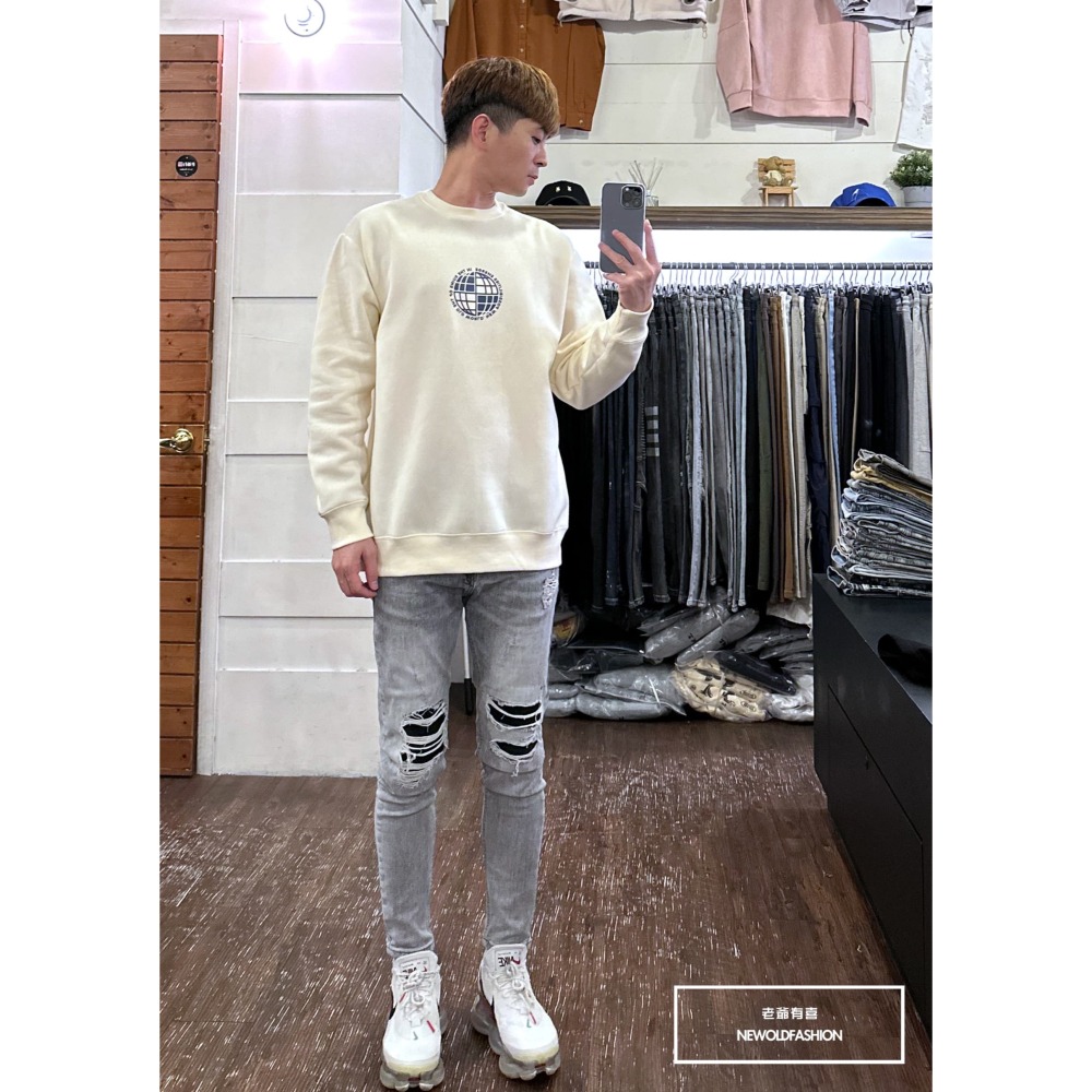 『新品上市』重磅NEW色塊地球刷毛大學T-米(NOF231188014)-細節圖3