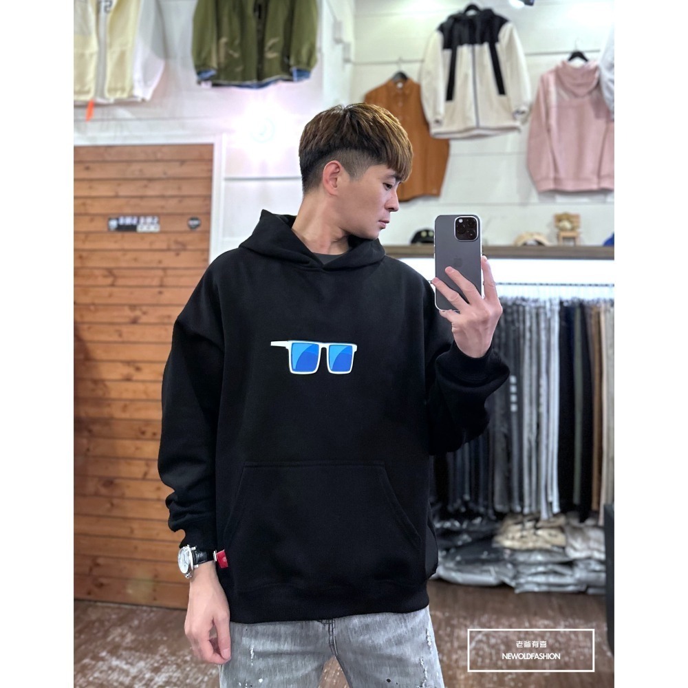 『新品上市』重磅墨鏡西瓜刷毛帽T-黑(NOF2311D011)-細節圖7