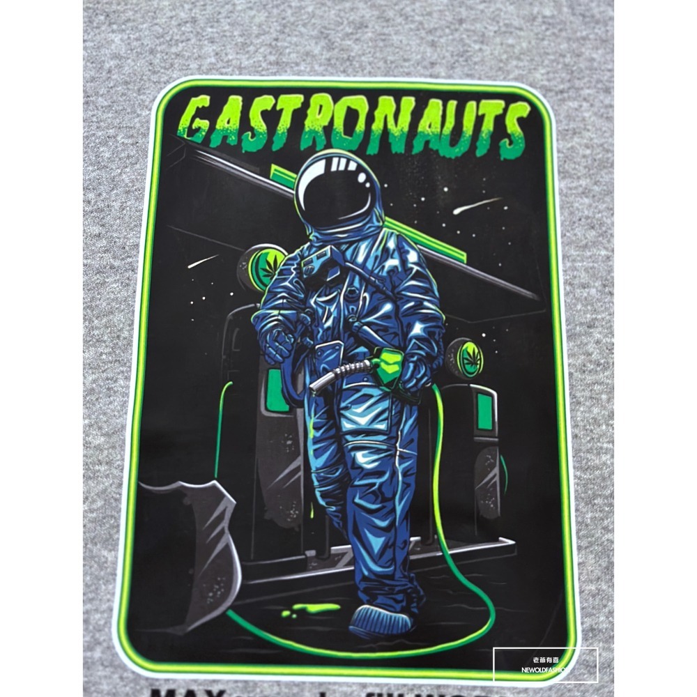 『新品上市』重磅GAST太空人刷毛帽T-淺灰(NOF2311D003)-細節圖2