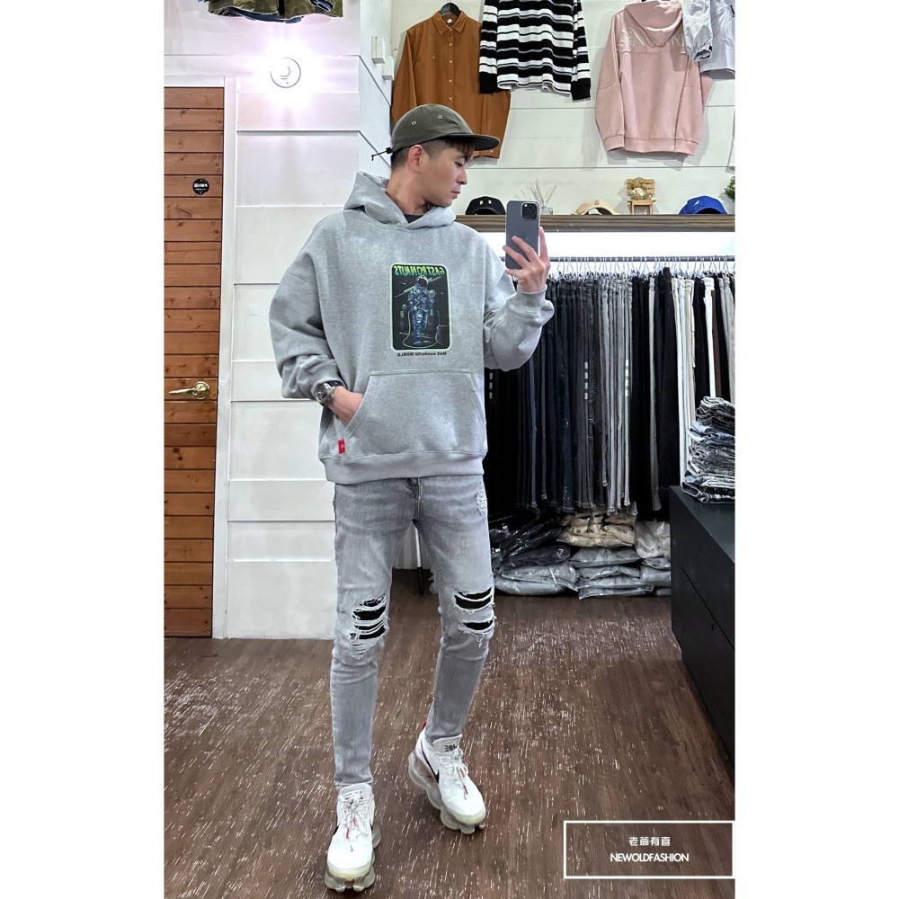 『新品上市』重磅GAST太空人刷毛帽T-淺灰(NOF2311D003)-細節圖3