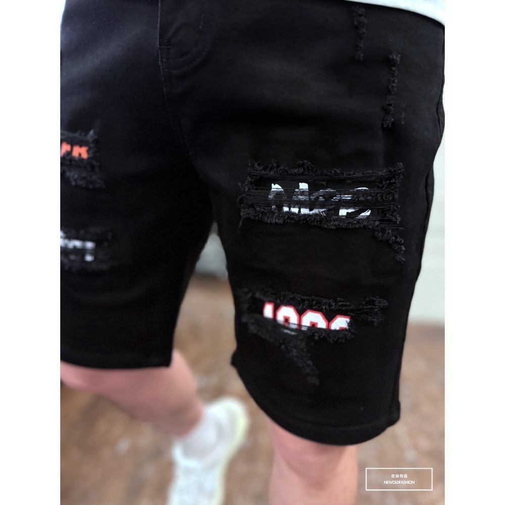 『新品上市』重磅黑紅英字補丁牛仔短褲(NOF2403351)-細節圖7