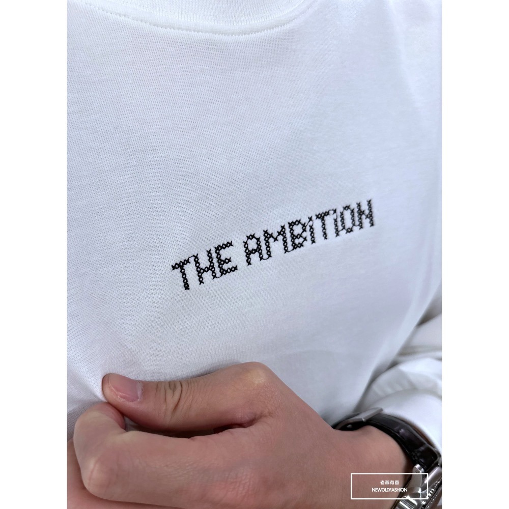 『新品上市』重磅Ambition刺繡大學T-白(NOF2309255)-細節圖6
