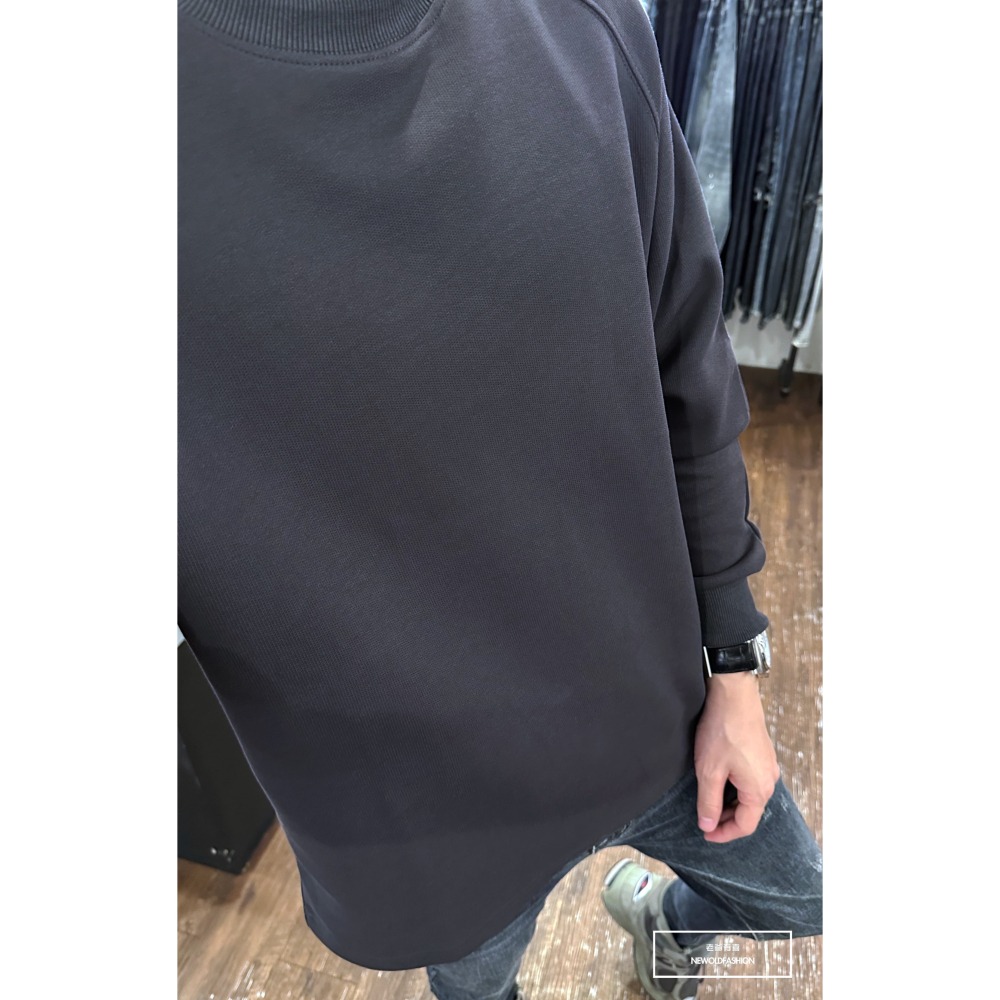 『新品上市』重磅純色斜肩大學T-深灰(NOF2309389)-細節圖5