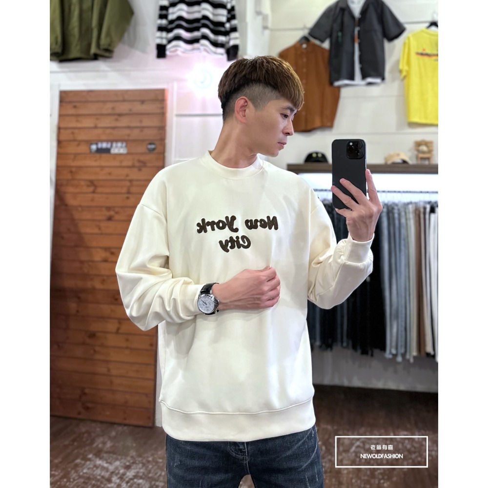 『新品上市』重磅NEW YORK刺繡大學T-米(NOF2309381)-細節圖2