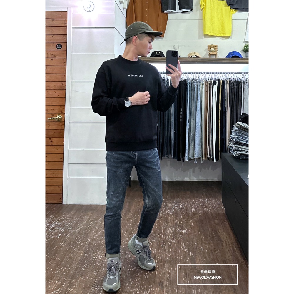 『新品上市』重磅Ambition刺繡大學T-黑(NOF2309255)-細節圖6