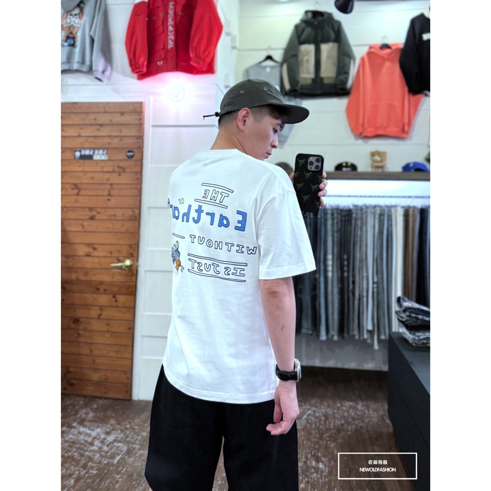 『新品上市』重磅earth拼圖短T(NOF2404N8051)-白-細節圖6