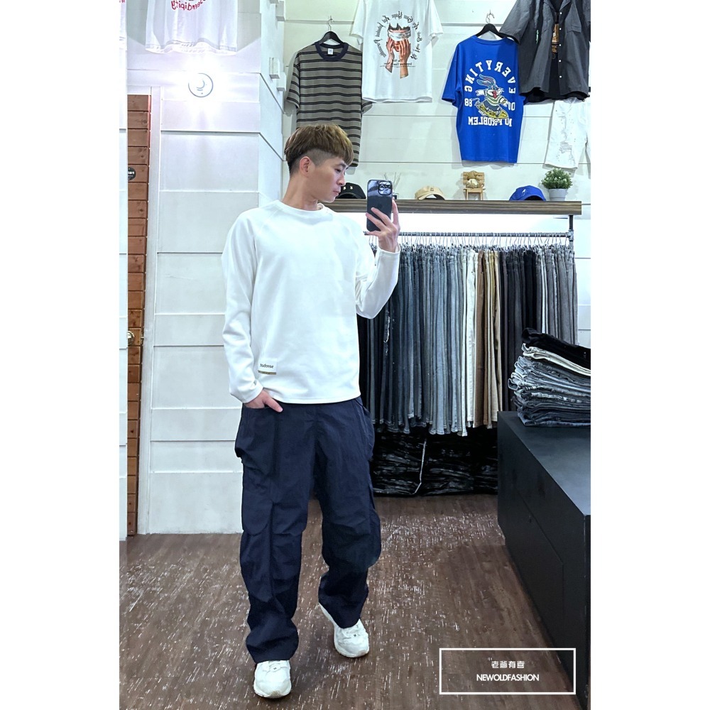 『新品上市』重磅Serebat白標大學T-白(NOF2309B2230)-細節圖7