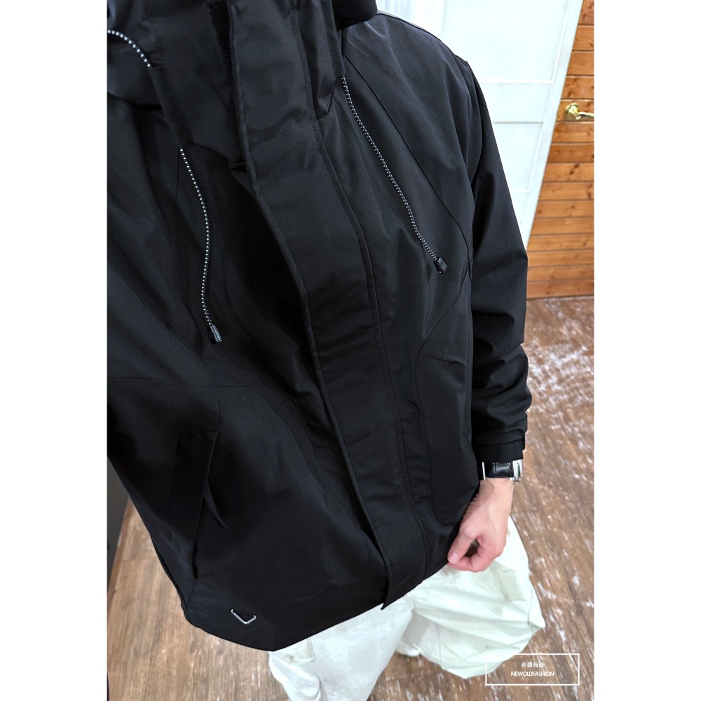 『新品上市』重磅三角環魔鬼氈大機能外套-黑(NOF23095235)-細節圖4