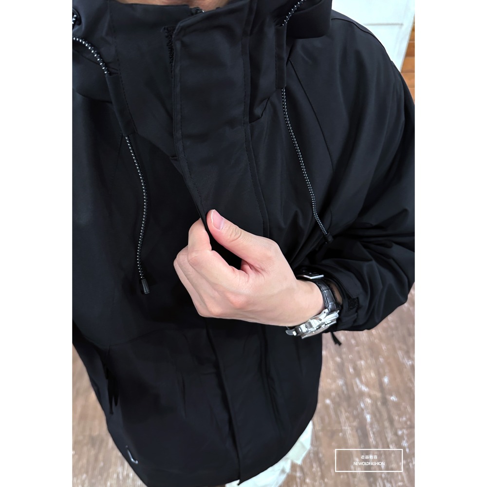 『新品上市』重磅三角環魔鬼氈大機能外套-黑(NOF23095235)-細節圖6
