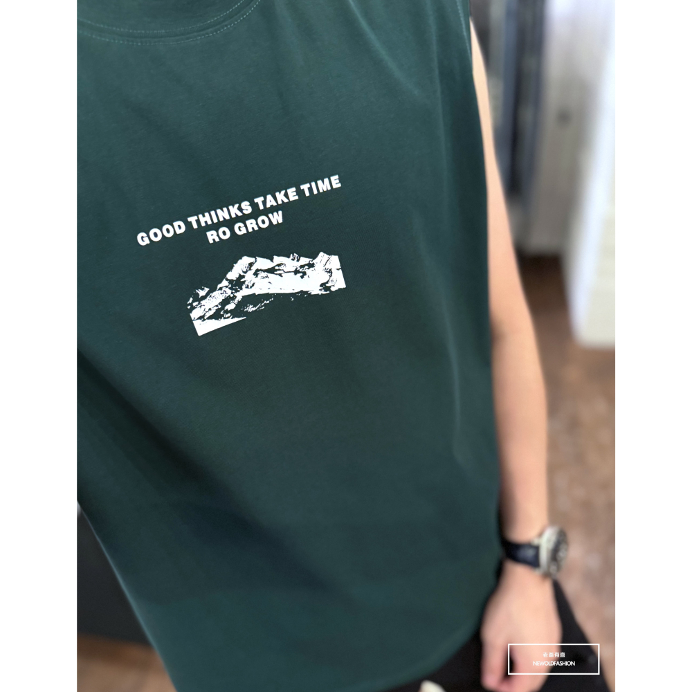 『新品上市』重磅山脈標語棉質背心(NOF2405S8008)-綠-細節圖5