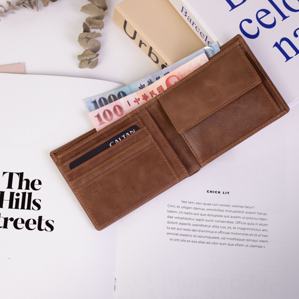 『新品上市』老爺有喜 帥氣皮革縫線短夾(071769lt)-細節圖3