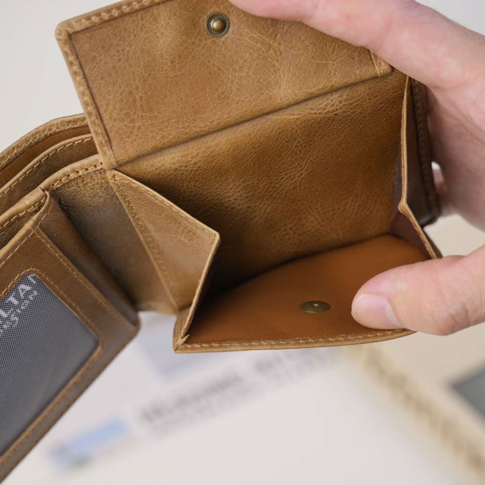 『新品上市』老爺有喜 真皮三頁式零錢包短夾(075137lt)-細節圖6