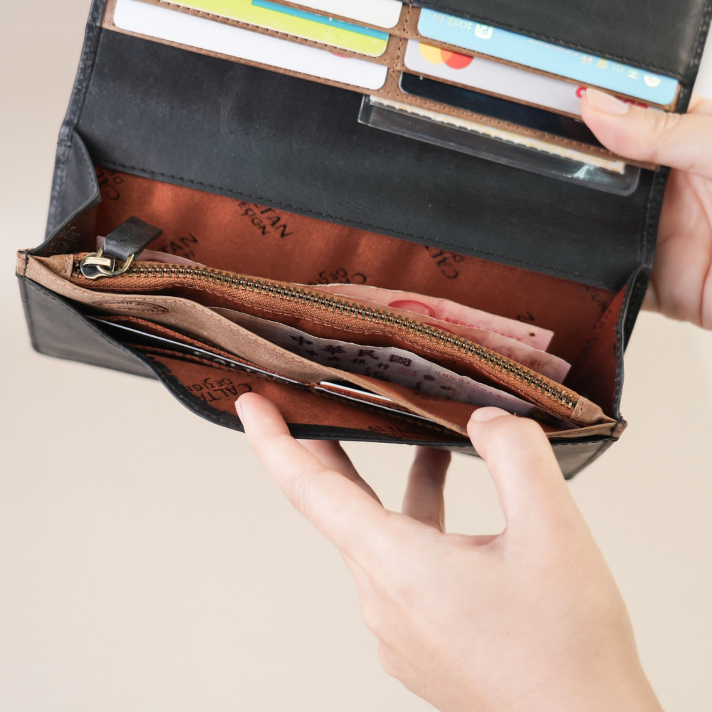 『新品上市』老爺有喜 簡約撞色系俐落長夾(075171bk)-細節圖3