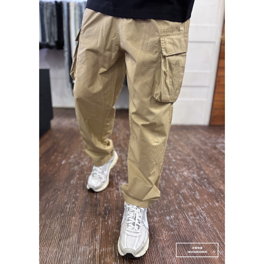 『新品上市』重磅細格斜口袋魔鬼氈工裝寬褲-卡其(NOF24098285)-細節圖5