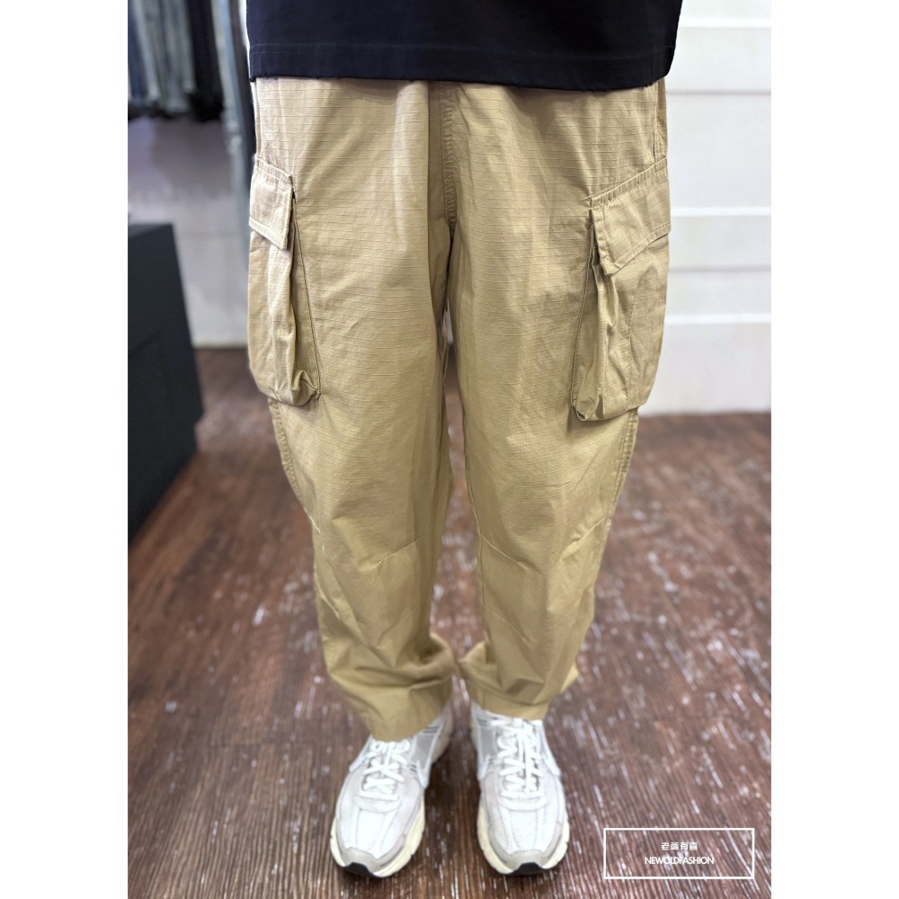 『新品上市』重磅細格斜口袋魔鬼氈工裝寬褲-卡其(NOF24098285)-細節圖8