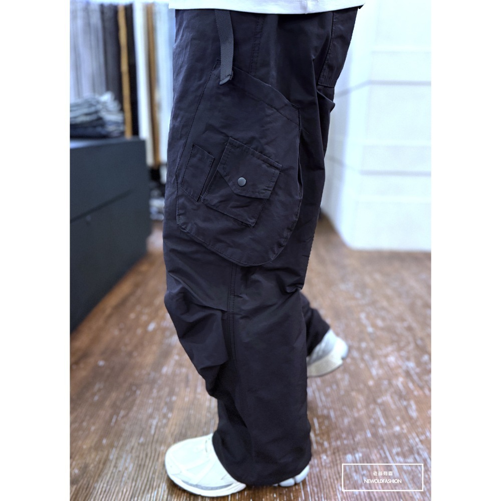 『新品上市』重磅多口袋綁帶工裝寬褲-黑(NOF25029001)-細節圖9