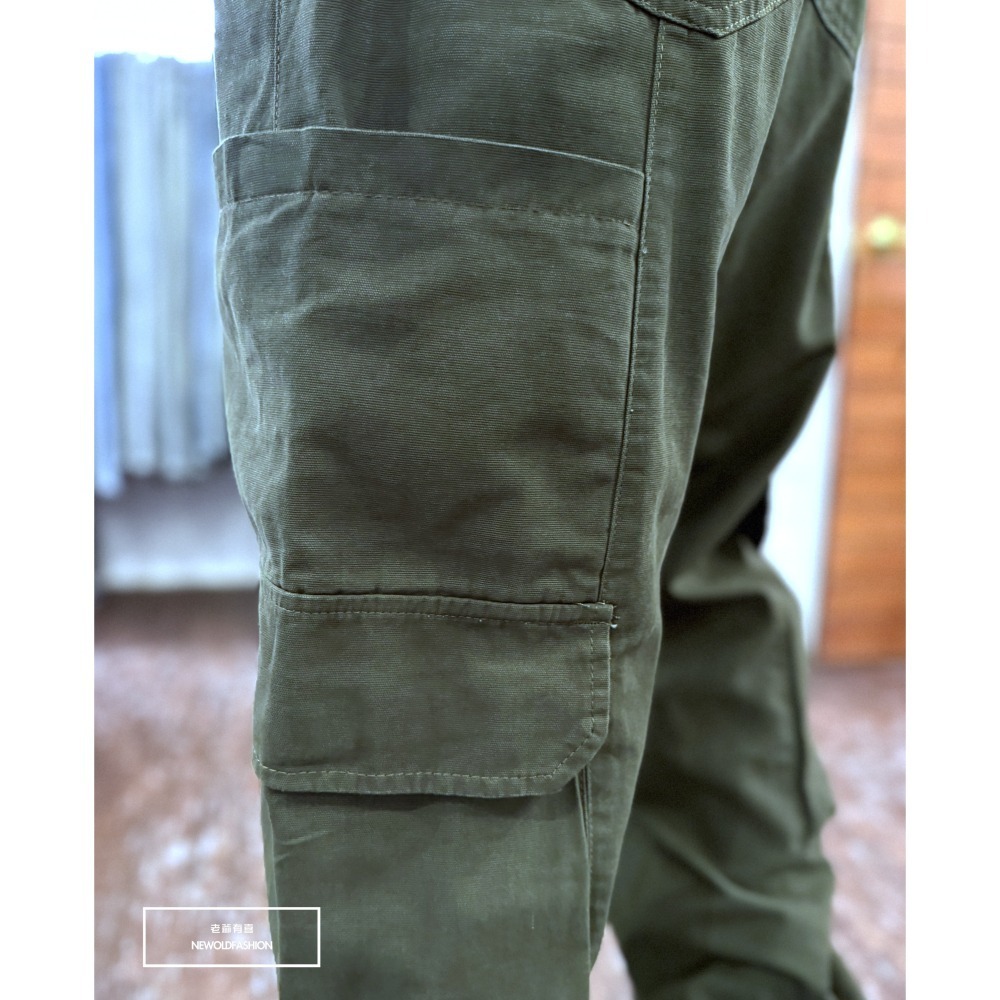 『新品上市』重磅拼接長型側口袋工裝寬褲-軍綠(NOF25023007)-細節圖10