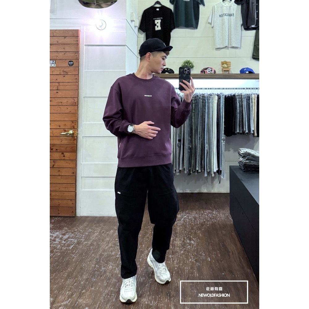 『新品上市』重磅Competition英字大學T-紫(NOF24091607)-細節圖3