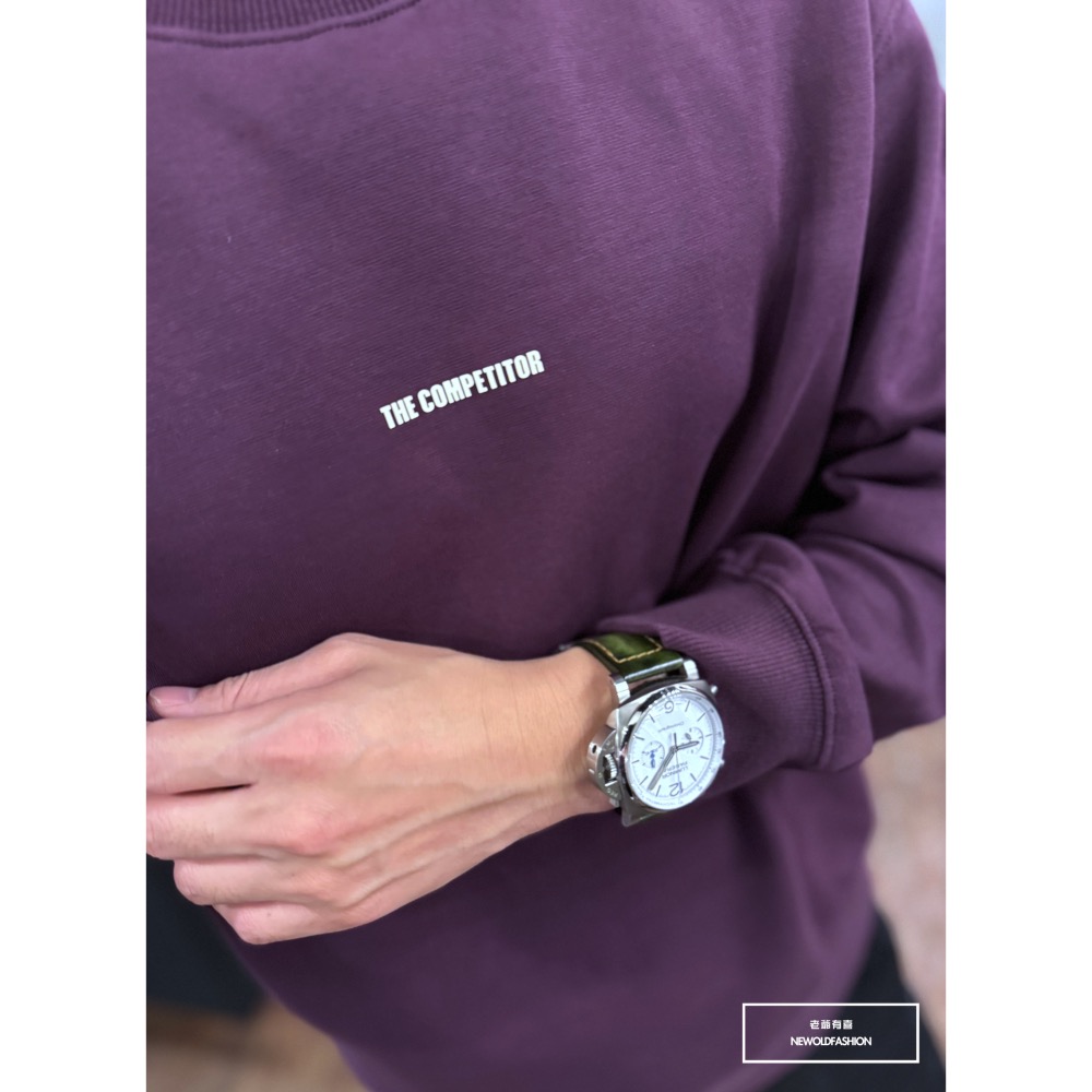 『新品上市』重磅Competition英字大學T-紫(NOF24091607)-細節圖6
