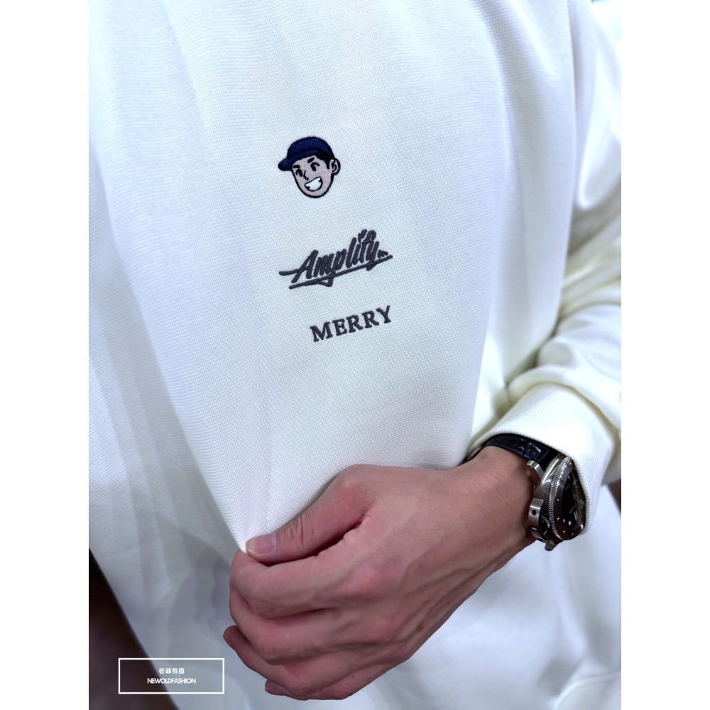 『新品上市』重磅Merry帽子男孩刺繡大學T-米(NOF2410G5036)-細節圖10