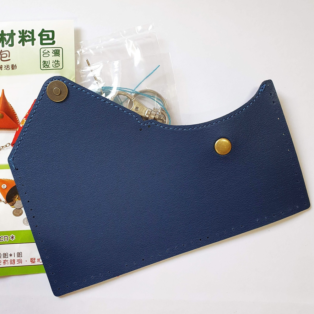 西西手工藝材料 26207 粽子零錢包材料包 端午節 鎖圈 鑰匙圈 合成皮革材料包 簡單手縫 有洞手縫 有縫洞 滿額免運-細節圖4